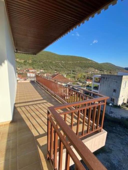 Laki'S House Οροφοδιαμέρισμα Με Σοφίτα Thermo Bagian luar foto
